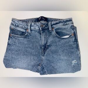 GAP Light Blue Universal Legging Jeans SHORT